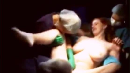 Orgasmo En Sala de Cirujia Falsa